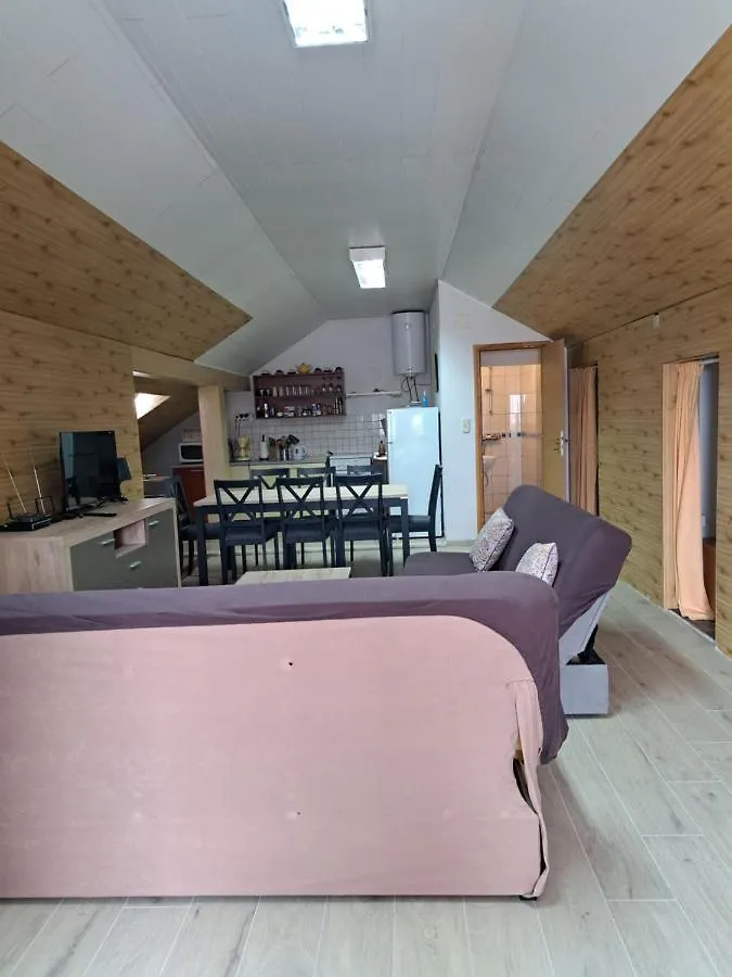 Apartments Corana Kaštela 0*,  Kroatië
